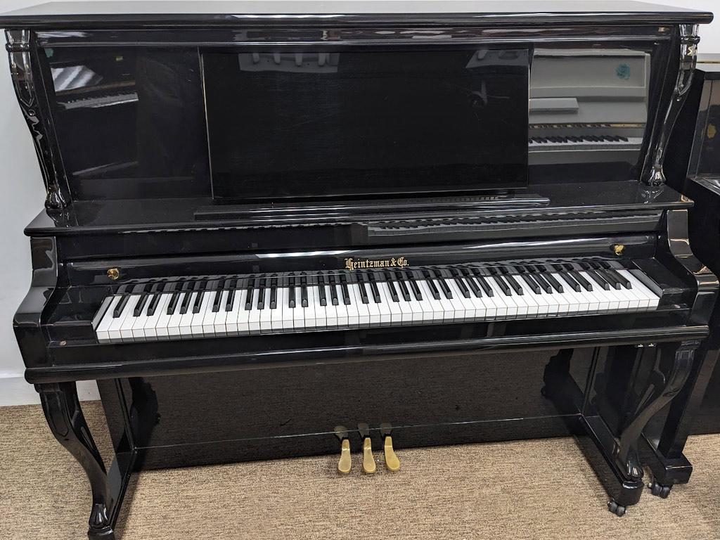 HEINTZMAN & CO 132 — piano droit — vendu
