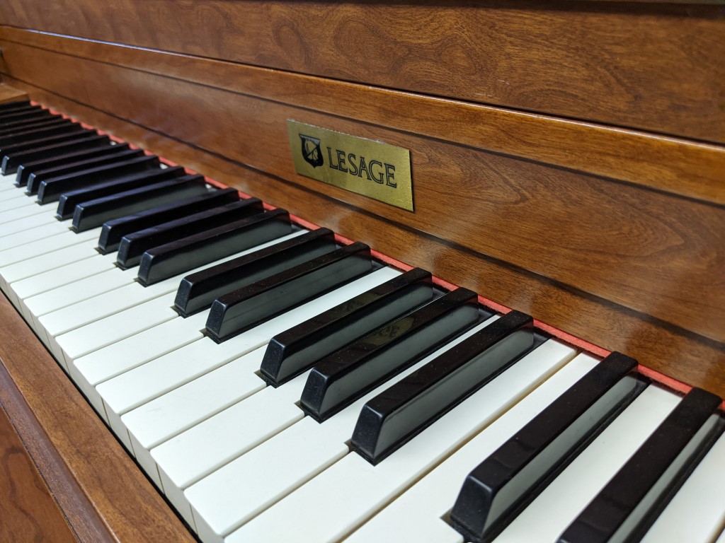 LESAGE #57942 — piano droit, photo 1