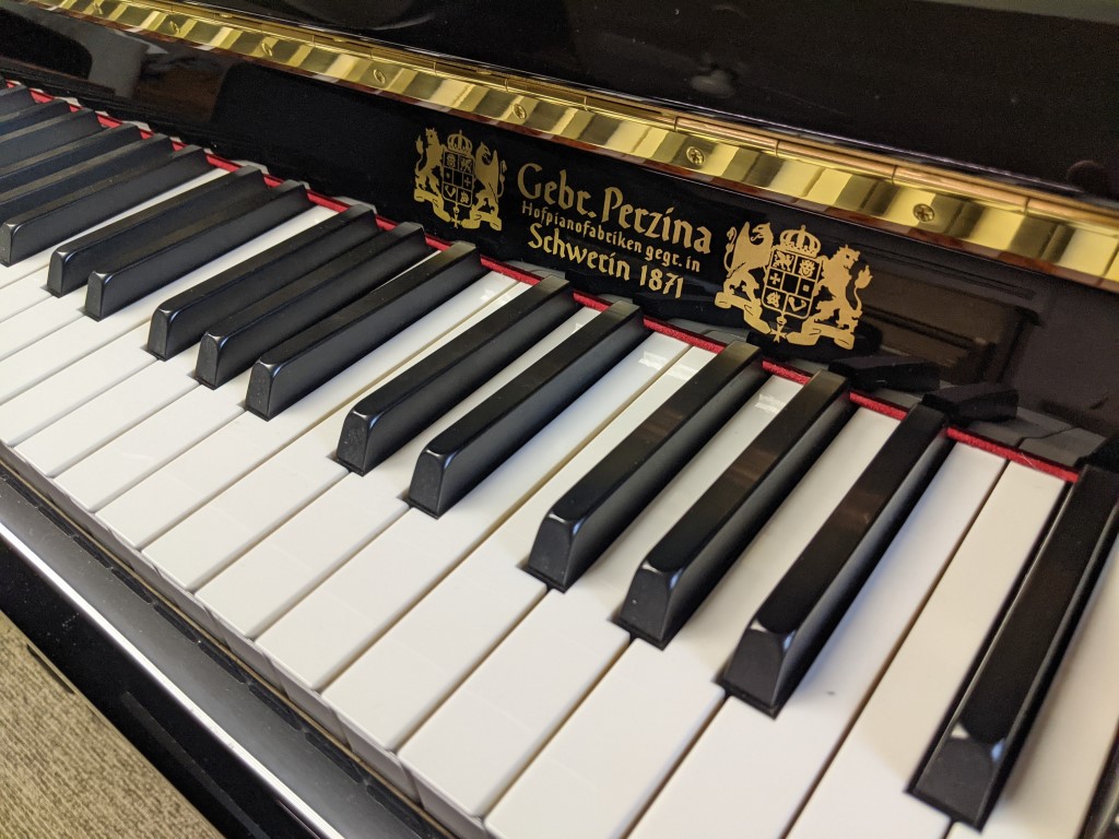 GEBR. PERZINA — piano droit, photo 2
