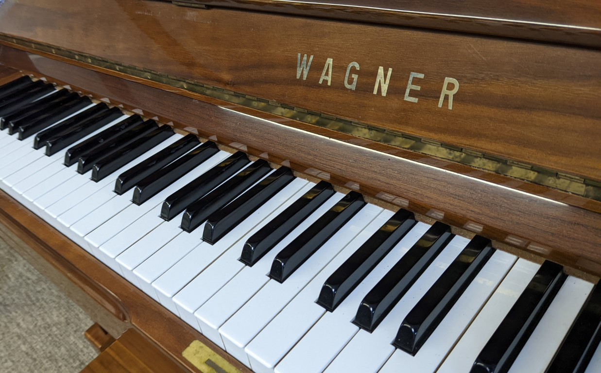 WAGNER U-121 — piano droit, photo 2