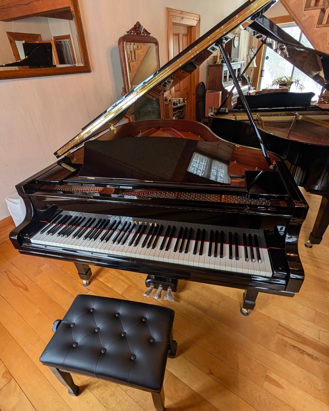 YAMAHA C3 2018-19 — piano à queue — vendu
