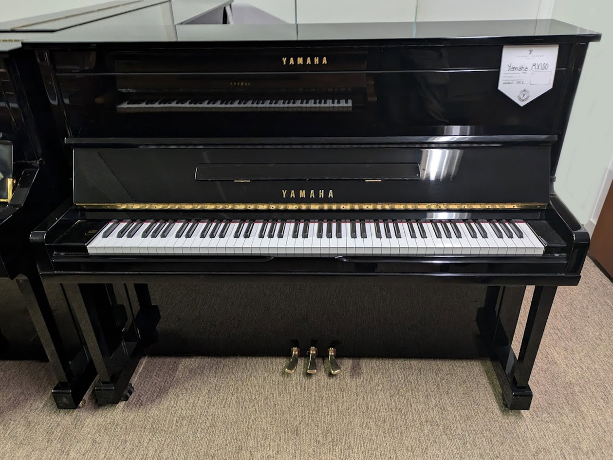 YAMAHA MX100 — piano droit