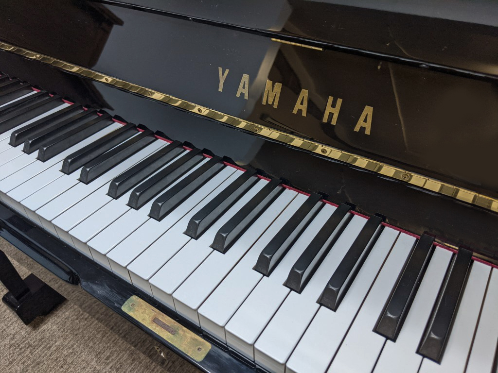YAMAHA P116S — piano droit, photo 2