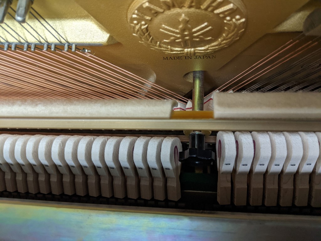 YAMAHA P116S — piano droit, photo 4