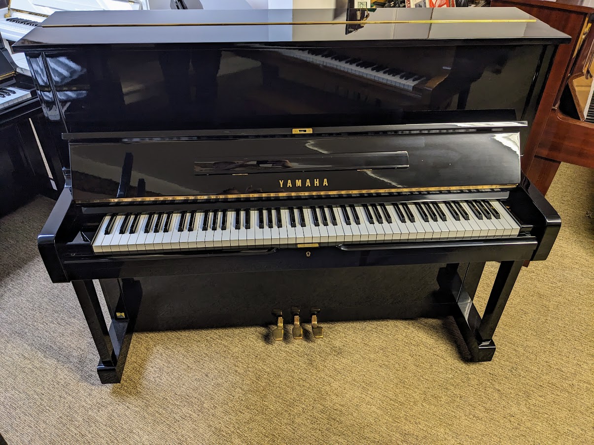 YAMAHA U1 — piano droit
