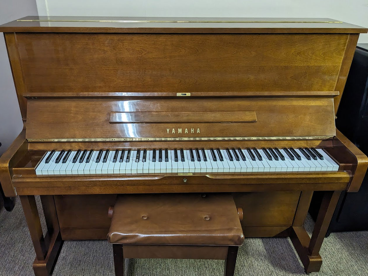 YAMAHA U1 — piano droit