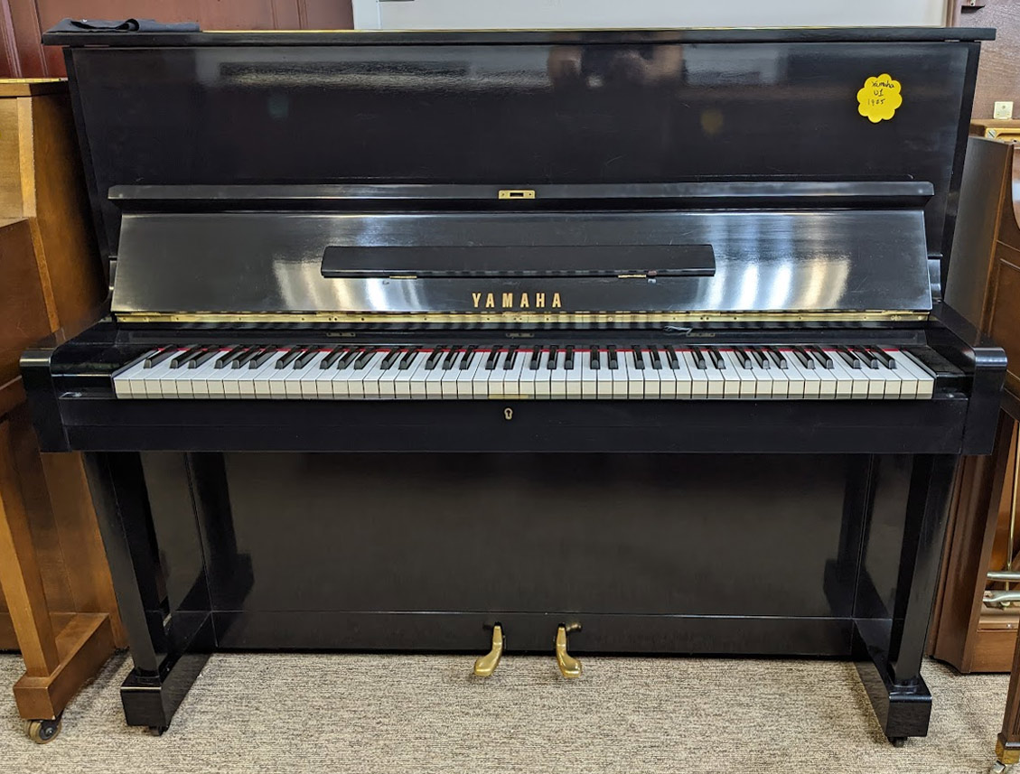 YAMAHA U1 — piano droit