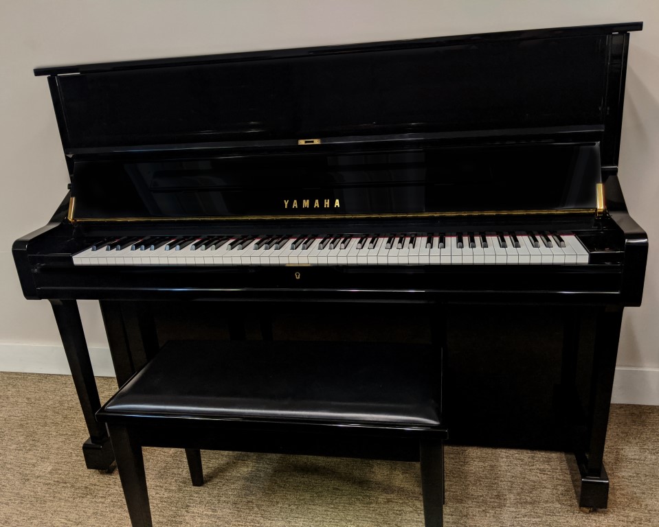 YAMAHA U1 — piano droit, photo 1
