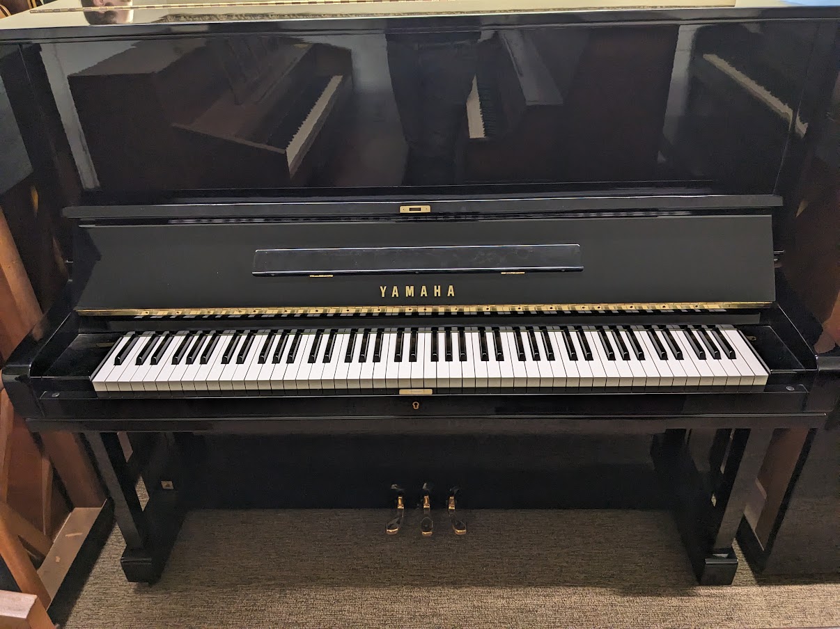 YAMAHA U3 — piano droit