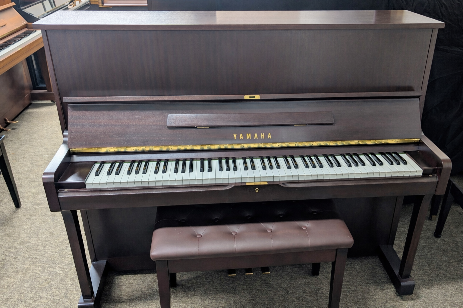 YAMAHA W120BS — piano droit, photo 1 — vendu