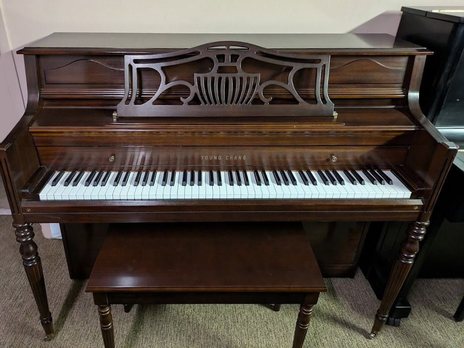 YOUNG CHANG F-108B — piano droit