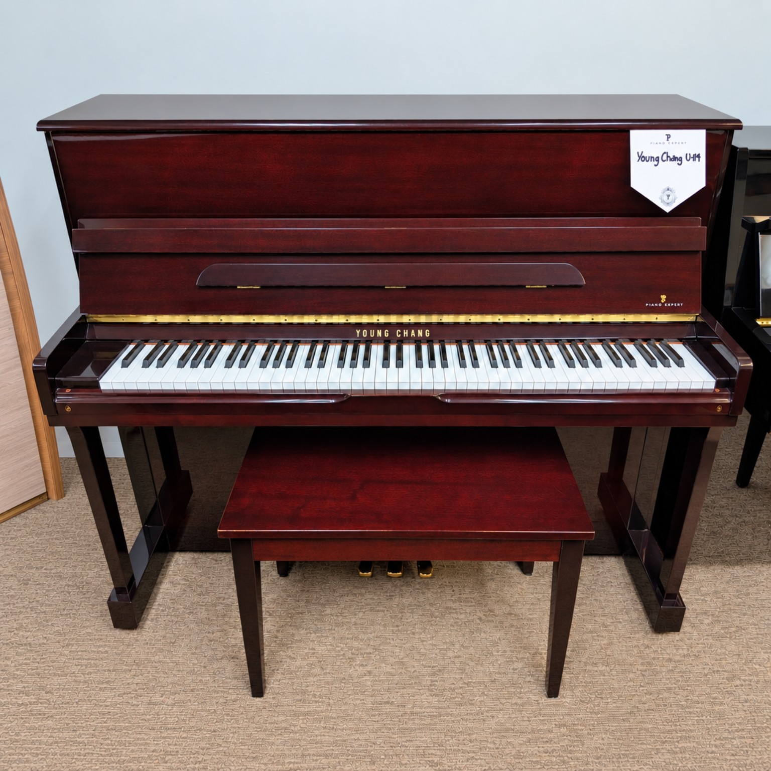 YOUNG CHANG U114 — piano droit