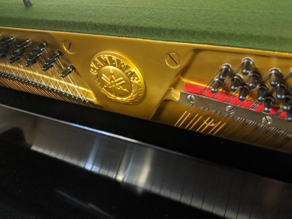 YAMAHA M1AFX — piano vendu