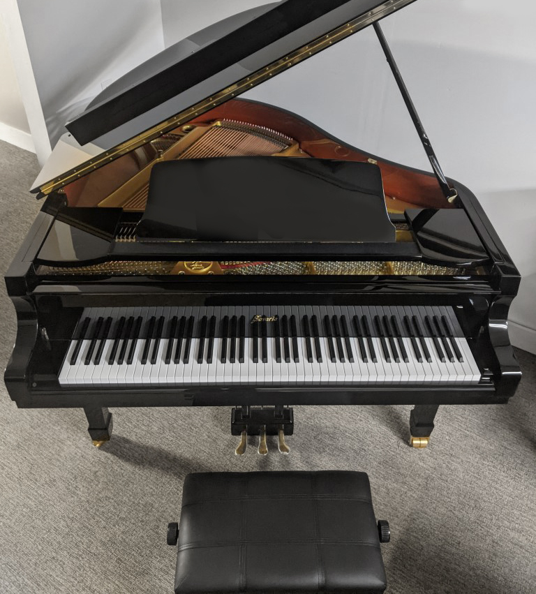 SAVARIA KC-152-KR — sold piano