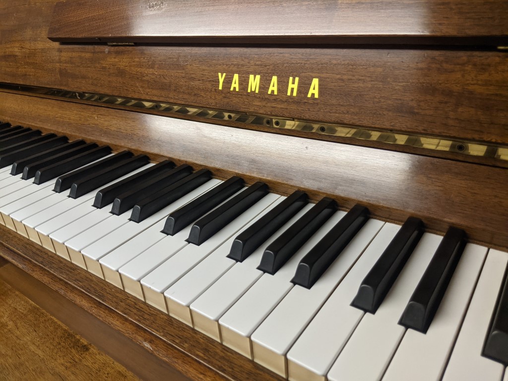 YAMAHA SÉRIE B — piano vendu