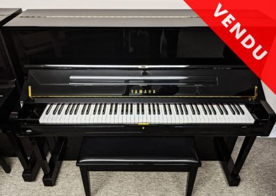 YAMAHA U1