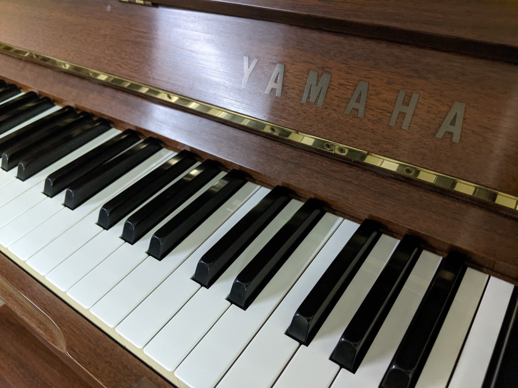 YAMAHA U1 — piano vendu