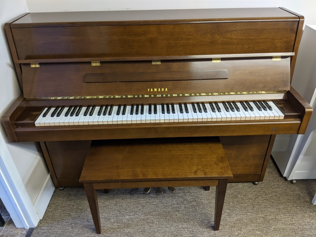 YAMAHA P2