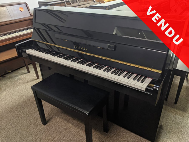 YAMAHA Noir C108