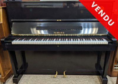 YAMAHA U1