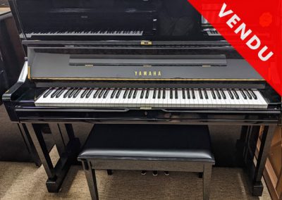 YAMAHA U1