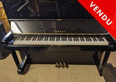 YAMAHA U1