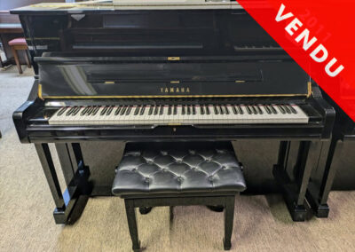 YAMAHA U1