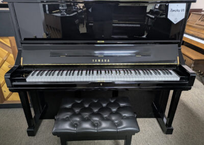 YAMAHA U3 2013