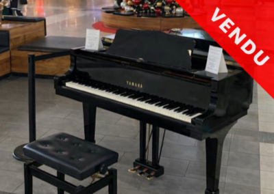 YAMAHA C3